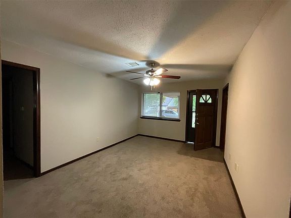 4th image of 665 NW 15th St