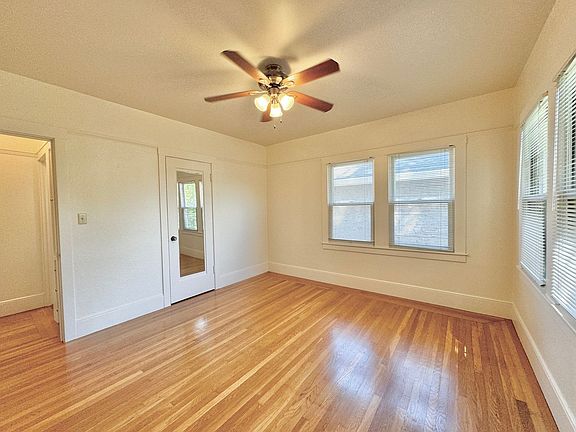 4th image of 3571 J St #4