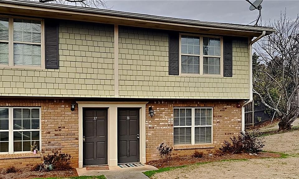 1st image of 38 Villa Ct SE