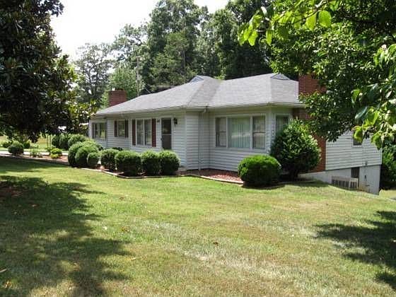 1st image of 1691 Crestview Dr