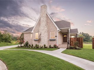 8101 Donnington Ct, Fort Smith, AR 72916