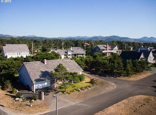 989 Ocean Ct, Gearhart, OR 97138