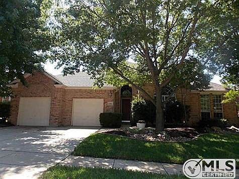 1st image of 2821 Saint Andrews Dr