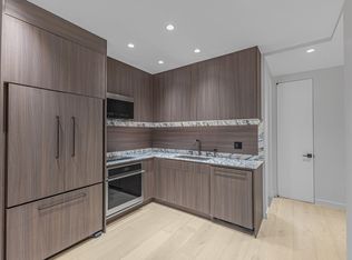453 Hudson St #2A, New York, NY 10014