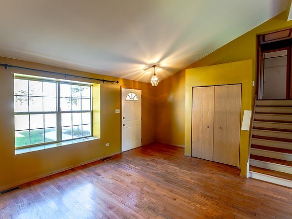 5th image of 5210 Pine Trails Cir