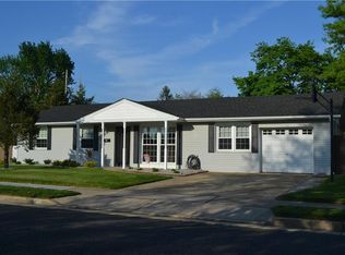 402 Madison Ave, Monroe Township, NJ 08831