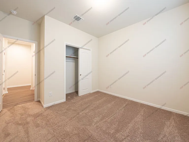 742 Friar Tuck Dr — Photo 10