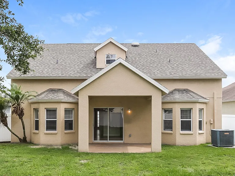 17236 Poppy Fields Ln — Photo 16
