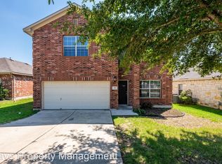 476 Dark Horse Ln, Buda, TX 78610