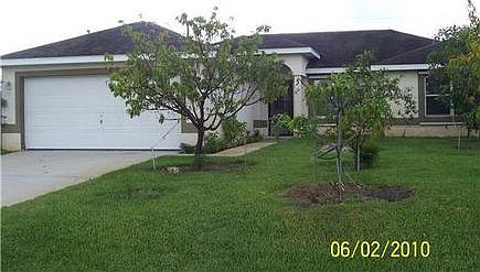 1st image of 461 SW Doreen St