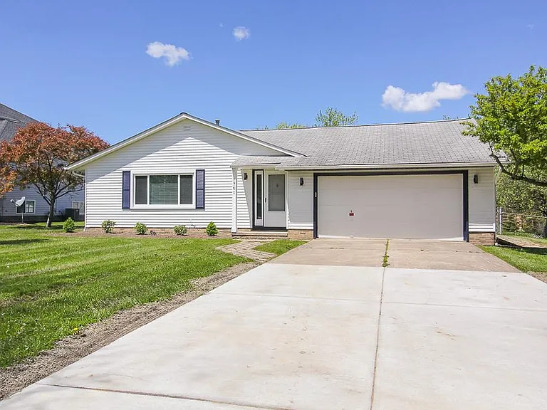 1701 Glenwood Dr — Photo 41
