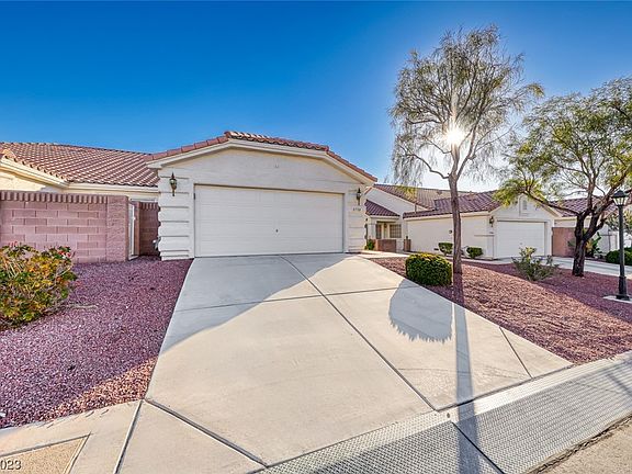 4th image of 3758 Tohono Canyon St