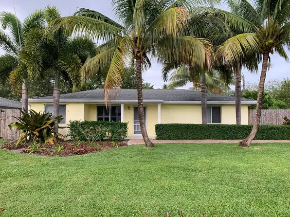 19 Beverly Rd E, Jupiter, FL 33469