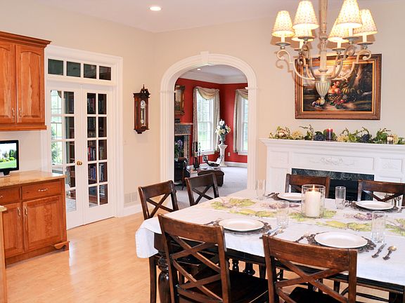 Breakfast Room