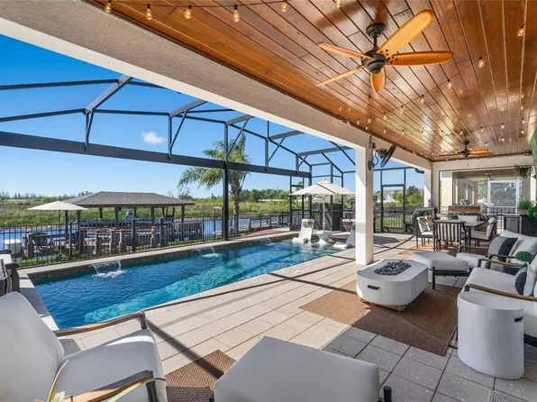 724 Barefoot Bay Loop, Groveland, FL 34736