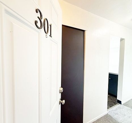 4th image of 1104 Pacific Ave