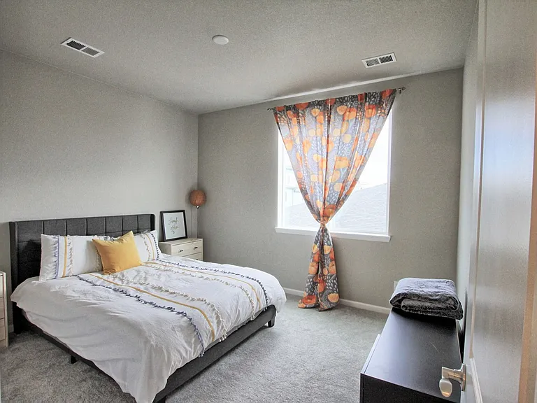 8961 Birch Run Dr — Photo 16