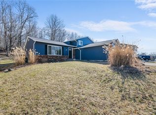 14293 Hillside Dr, North Royalton, OH 44133