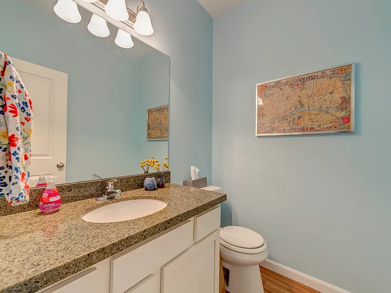 4253 N Cresthaven Ln — Photo 10