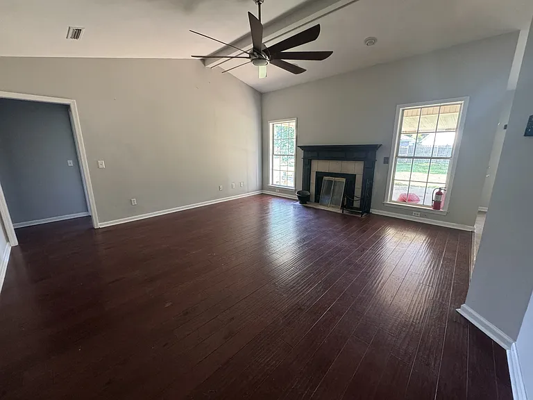 197 Rehobeth Way — Photo 3