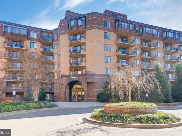 2111 Wisconsin Ave NW APT 608