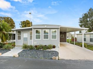 465 Marina Ln, Tavares, FL 32778