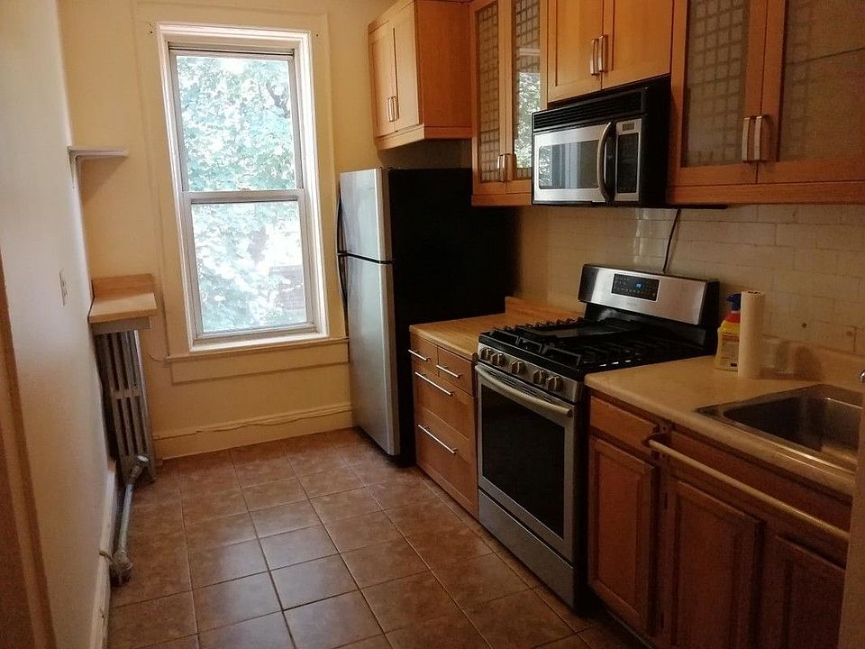 1st image of 47-23 39th Pl #2