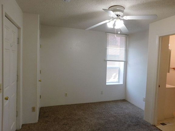 3rd image of 902 912 Park Ave NE #2911-2919