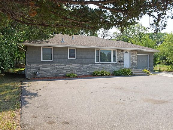3rd image of 6206 Brooklyn Blvd