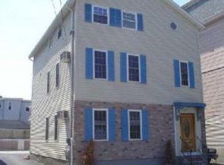 21 America St, Providence, RI 02903