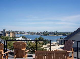 924 Esquimalt Rd #109, Esquimalt, BC V9A3M8