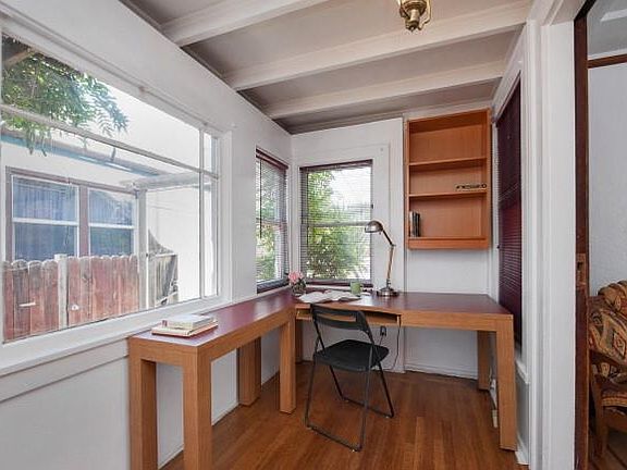 5th image of 3140 61st Ave