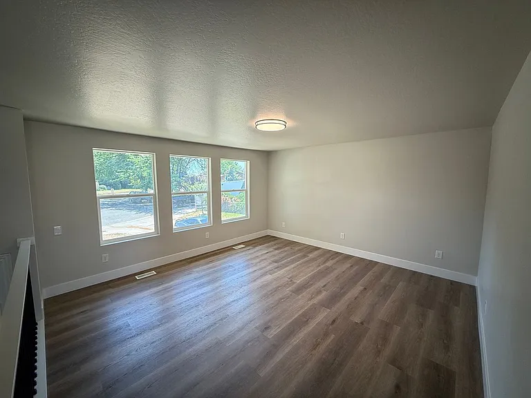 3426 West 5300 South — Photo 14