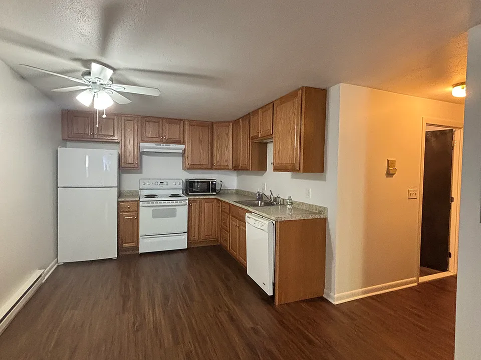 Governor Weare Apartments