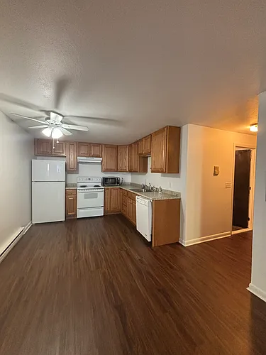 Governor Weare Apartments Photo 1
