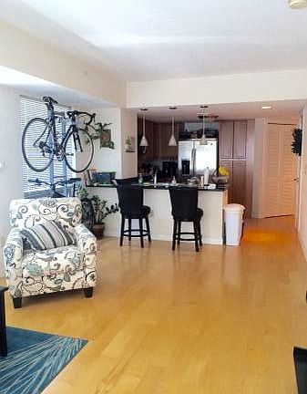 4th image of 1034 Spruce St Unit 301