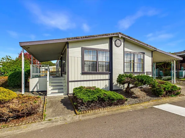 180 Empire Dr, Fortuna, CA 95540