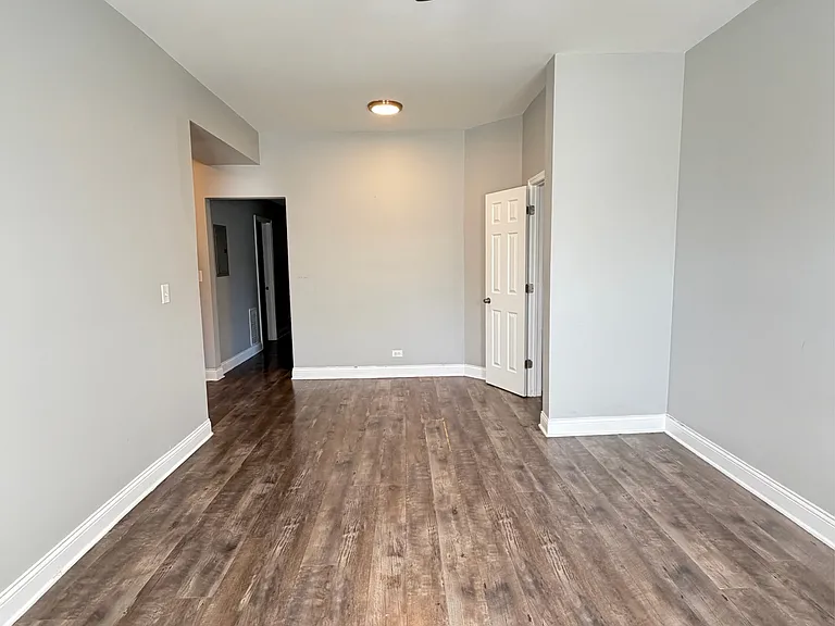 6954 S Yale Ave #11 — Photo 12