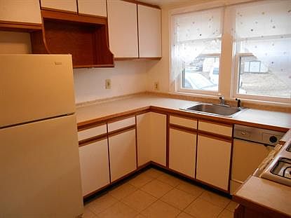 4th image of 43-45 Ringwood Ave