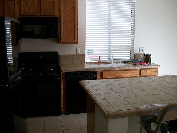 4th image of 310 Penhow Cir