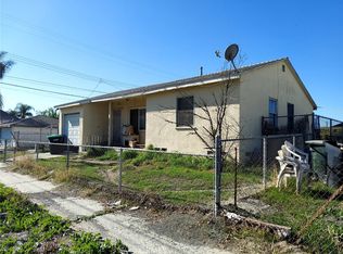 472 E St, Colton, CA 92324