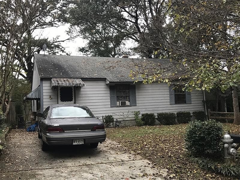 1st image of 461 Glenwood Pl SE