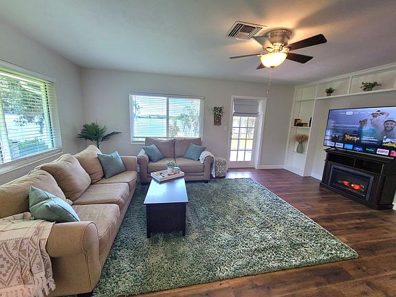 4th image of 234 Lake Pearl Dr