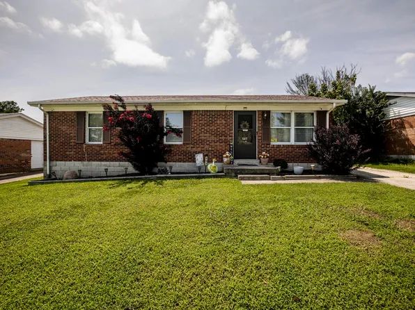 507 Foxwood Dr, Nicholasville, KY 40356