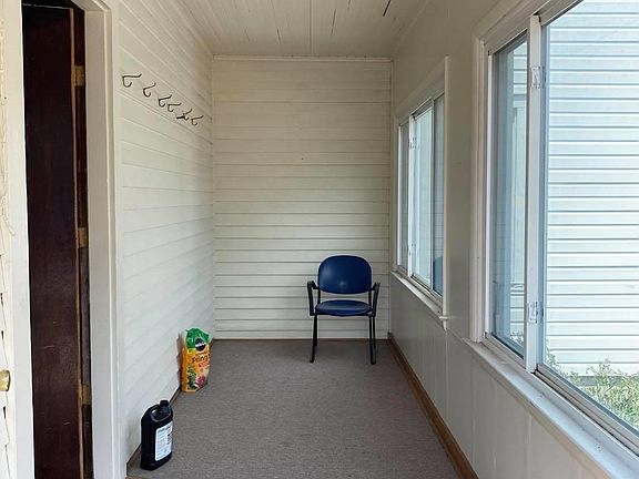 3rd image of 511 E Kearney St #3