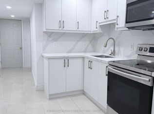 735 Grand Banks Dr, Waterloo, ON N2K 4N2