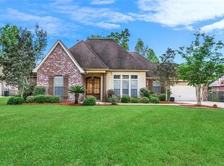 1121 Avenue Du Chateau, Covington, LA 70433