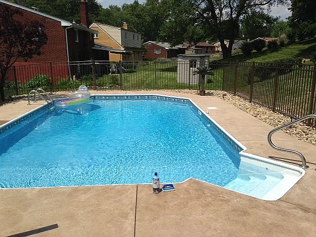 204 Amity Rd photo 1