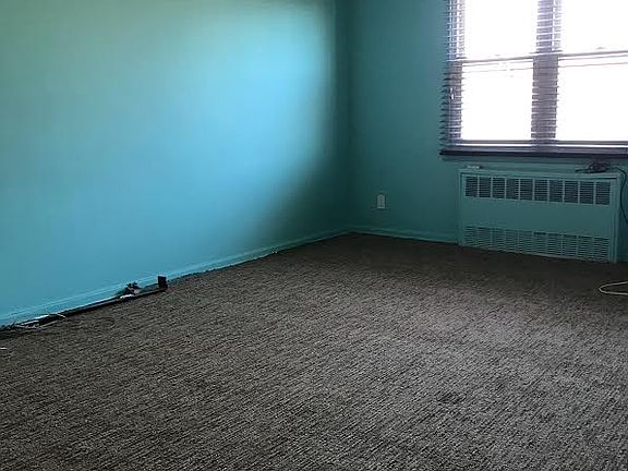 5th image of 2550 72nd St #2