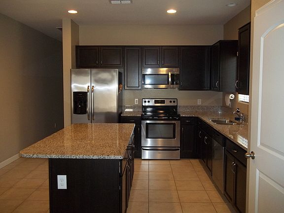 3rd image of 41094 W Somers Dr